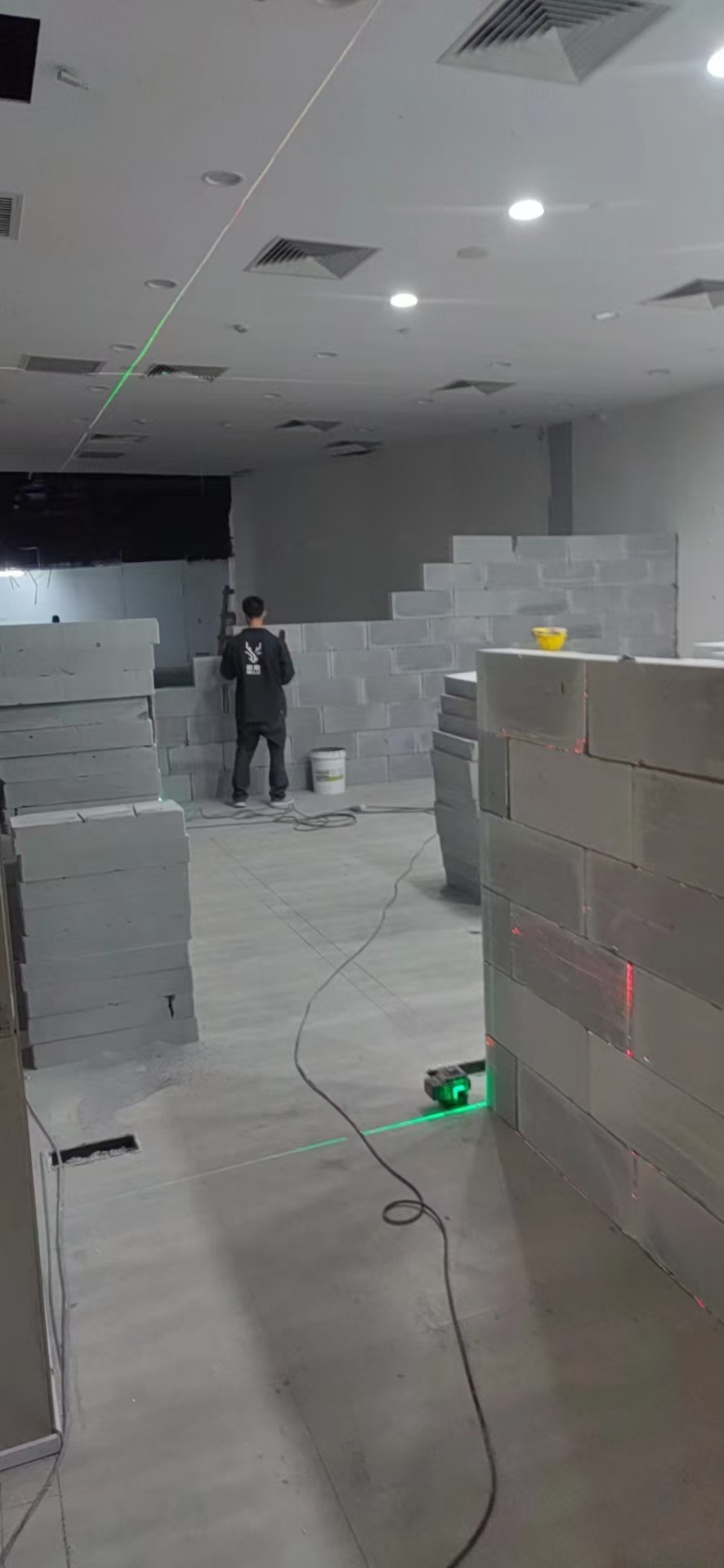 办公楼隔墙场景
